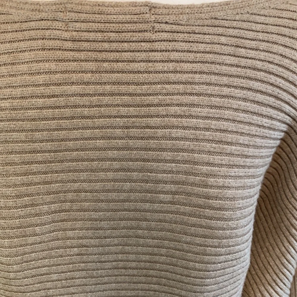 Anthropologie Women Tan Long
Sleeve Drop Shoulder Scoop Neck
Knit Sweater - Picture 5 of 10